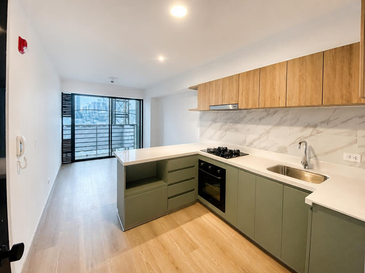 Venta de departamento de 3 dorm – San Isidro